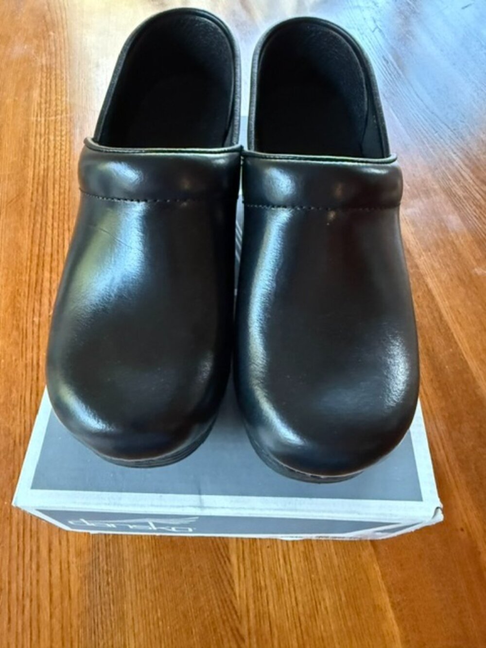Dansko Professional Cabrio Black Leather Clogs Women’s 37 US 6.5-7 NWT